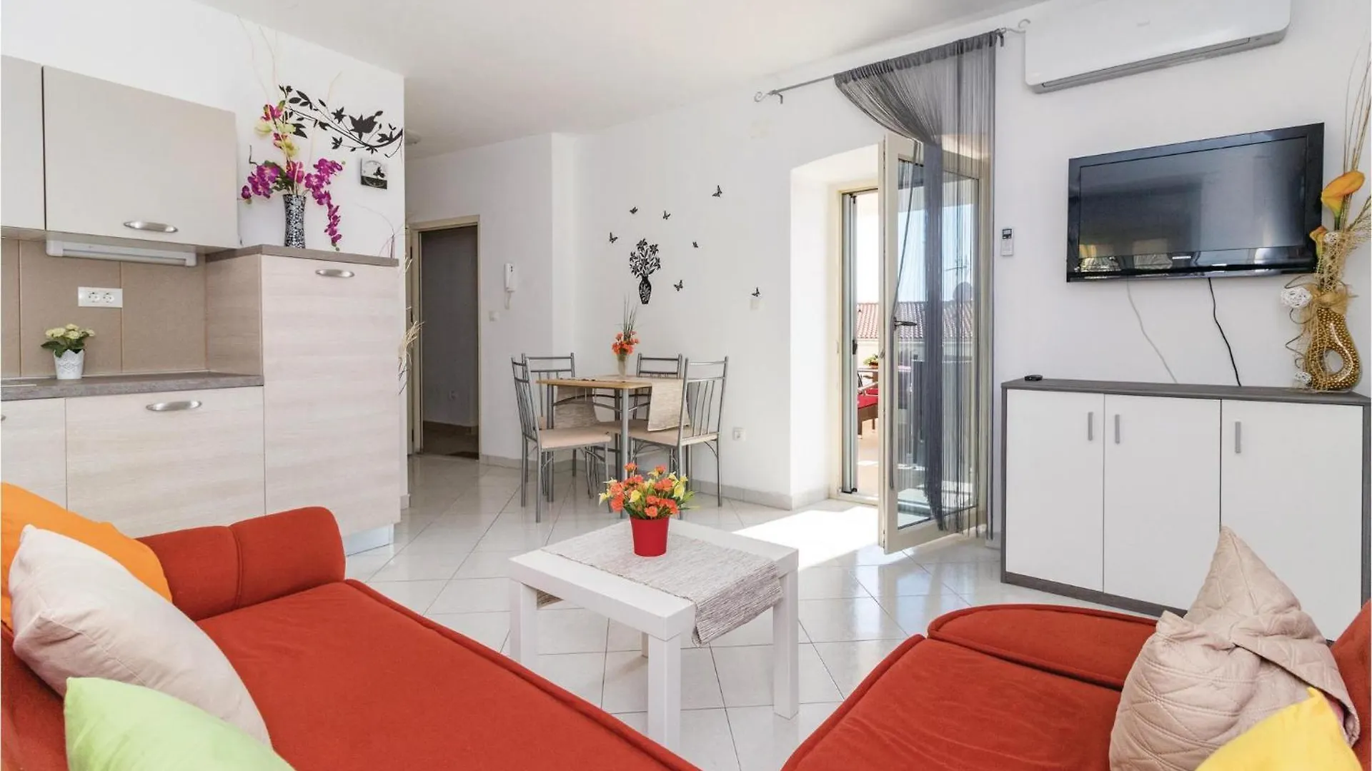 Gorgeous Home In Vodnjan With Kitchen
